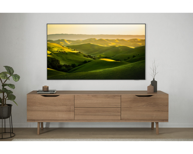 Samsung 65 Inches Crystal UHD DUE77 4K Smart TV with PurColor, 4K Upscaling & Motion Xcelerator UA65DUE77AKLXL